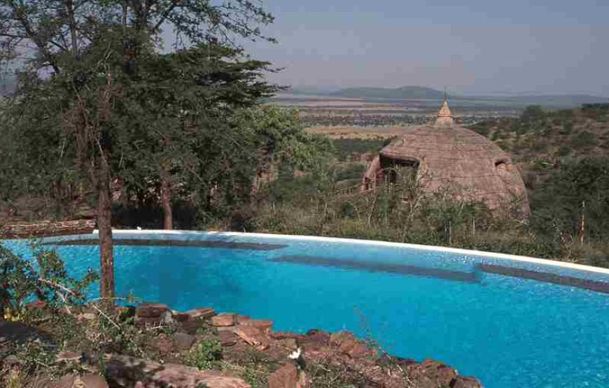 Serengeti Serena safari lodge Tanzania